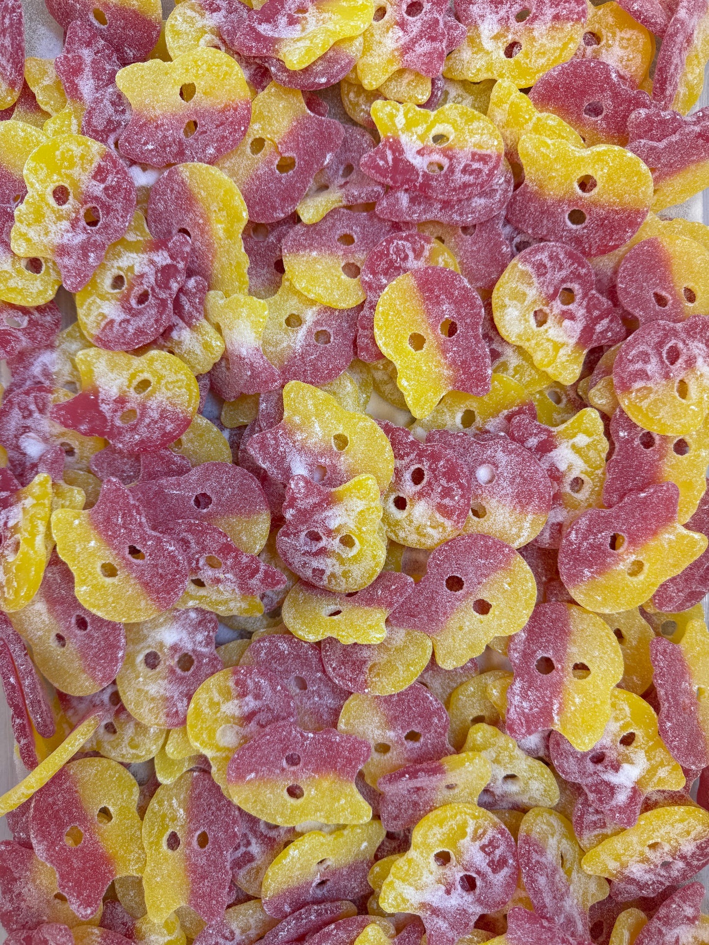 Bubs Sour Skulls Buy 3kg, get 1kg extra for free!