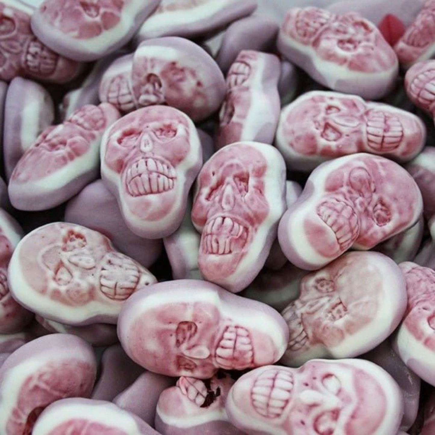 Vidal Jelly Skulls Candy 1kg – Fruity Gummy Sweets – Spooky Halloween Skull Gummies